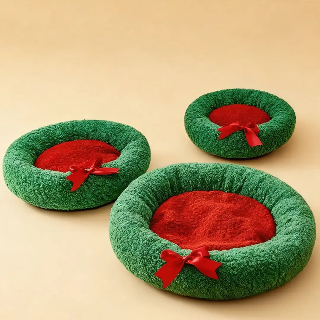 Pawsmas Christmas Wreath Donut Cat Bed